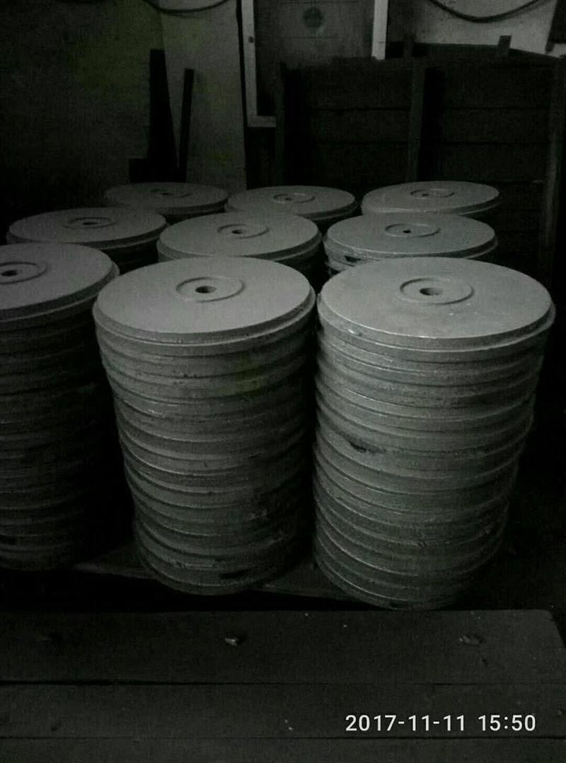 砂型澆注后的鑄件效果 砂型澆注后的鑄件效果