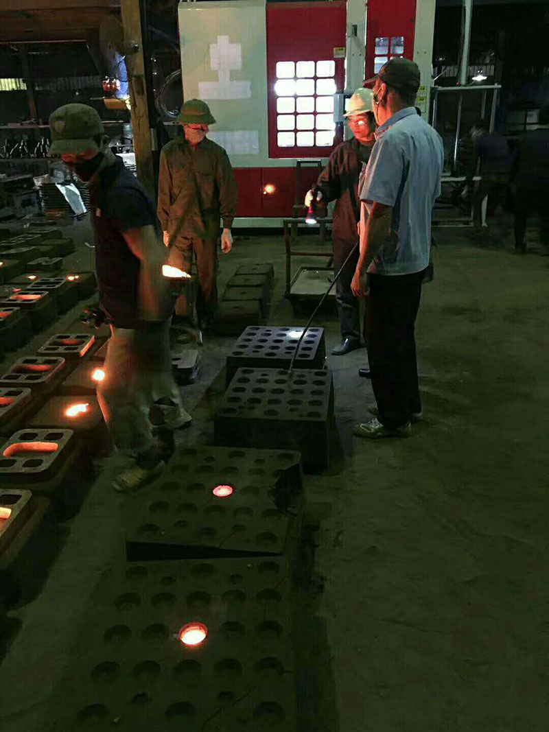 造型設(shè)備現(xiàn)場調(diào)試細(xì)節(jié)圖 造型設(shè)備現(xiàn)場調(diào)試細(xì)節(jié)圖