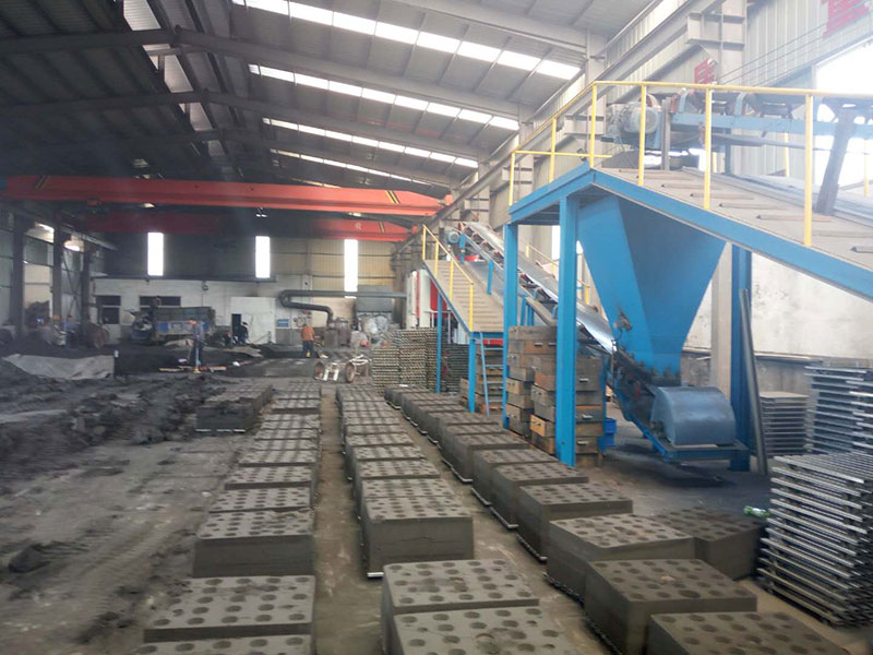 造型機(jī)客戶使用現(xiàn)場(chǎng) 造型機(jī)客戶使用現(xiàn)場(chǎng)